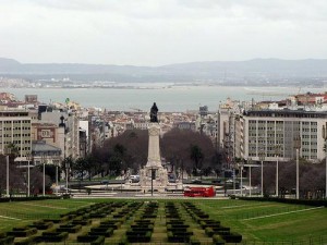 Turismo domina pesquisas online sobre Portugal
