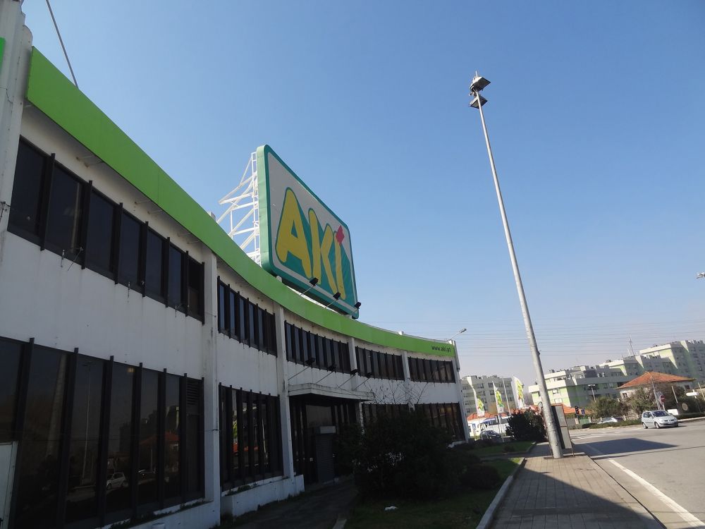 AKI
