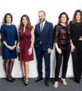 Da esquerda para a direita: Fernando Campo Garcia - Diretor de Operações, Mónica Serrano – CMO, Clara Trindade – Diretora de Recursos Humanos, Dorothée Serzedelo - Diretora Jurídica, Inês Caldeira – CEO, Olivier Rasch – Diretor Geral L´Oréal Luxo, Cátia Martins – Diretora Geral Divisão dos Produtos Profissionais, Ana Clara Martines – Diretora Comunicação Corporate, Ética e Responsabilidade Social, Sandra Gomes – Diretora Financeira e Paulo Delgado- Diretor Geral Cosmética Activa