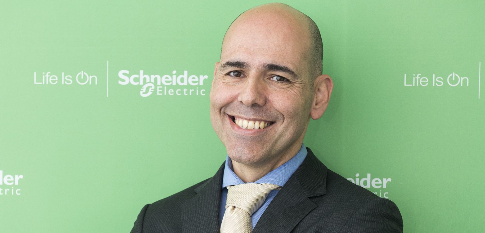 Rui Monteiro_Schneider