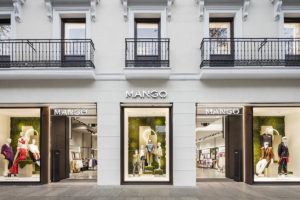 Mango inicia construção de marketplace com chegada da Intimissimi ao canal  online - Hipersuper - Hipersuper