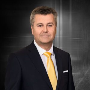 Christian Erlach, member of the board of management sales na Jungheinrich