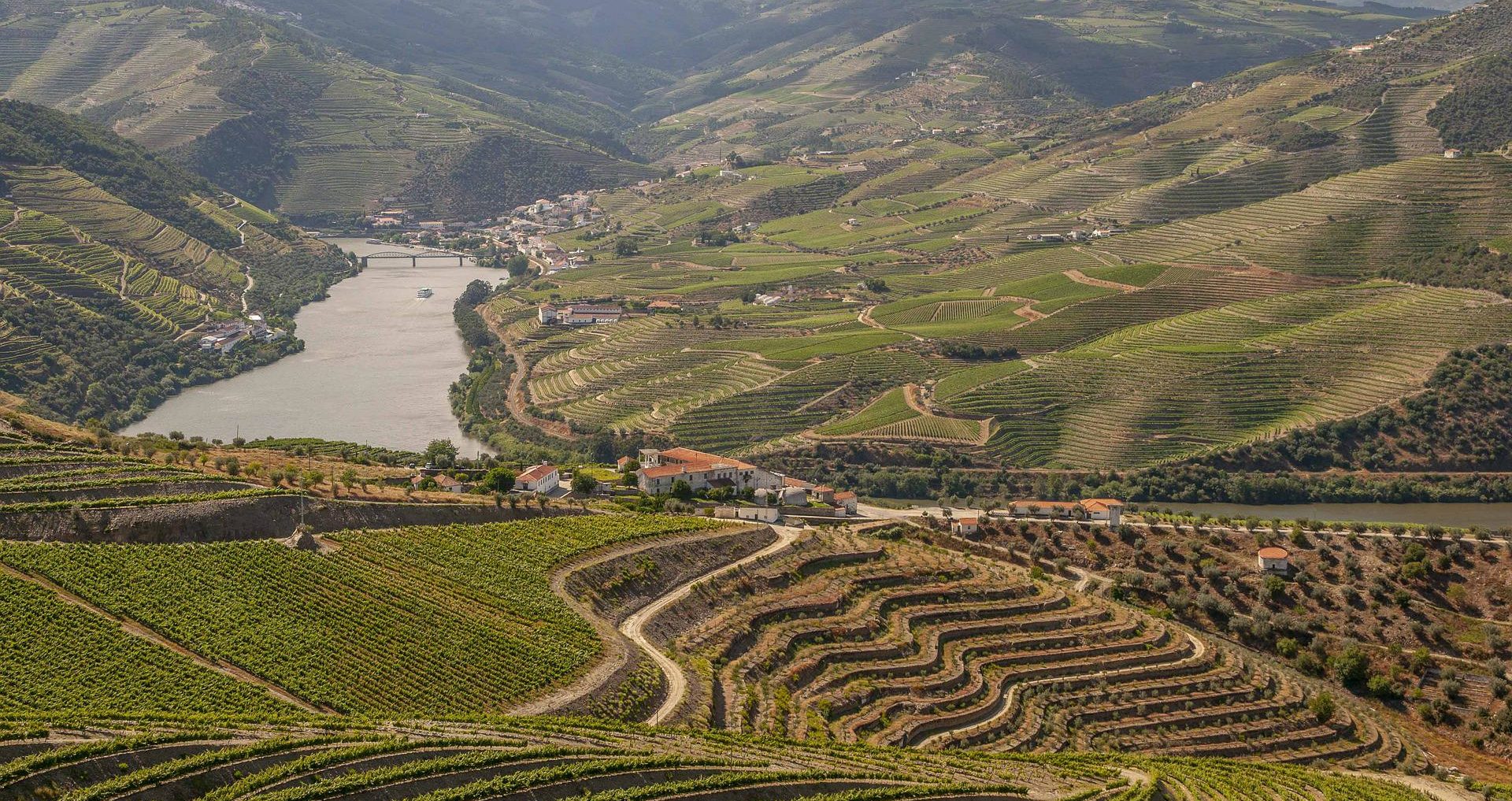 Imagem de Mario Zogheb por Pixabay Douro